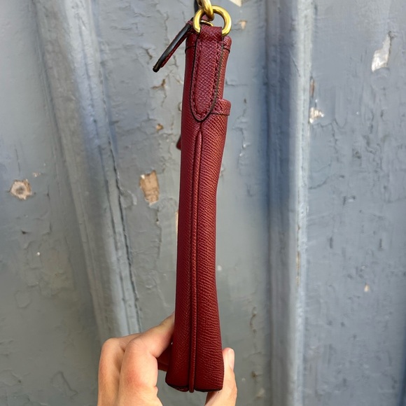 Coach Kitt Messenger Crossbody, 7.75” x 8.75” x 1.0” - Picture 10 of 13